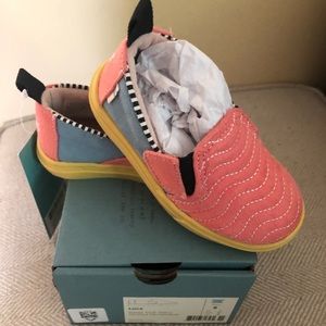 Toddler Toms Size 5T